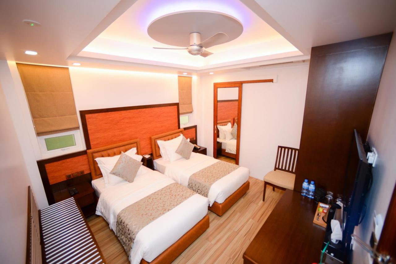 Osmium Hotel Hulhumale Exterior photo